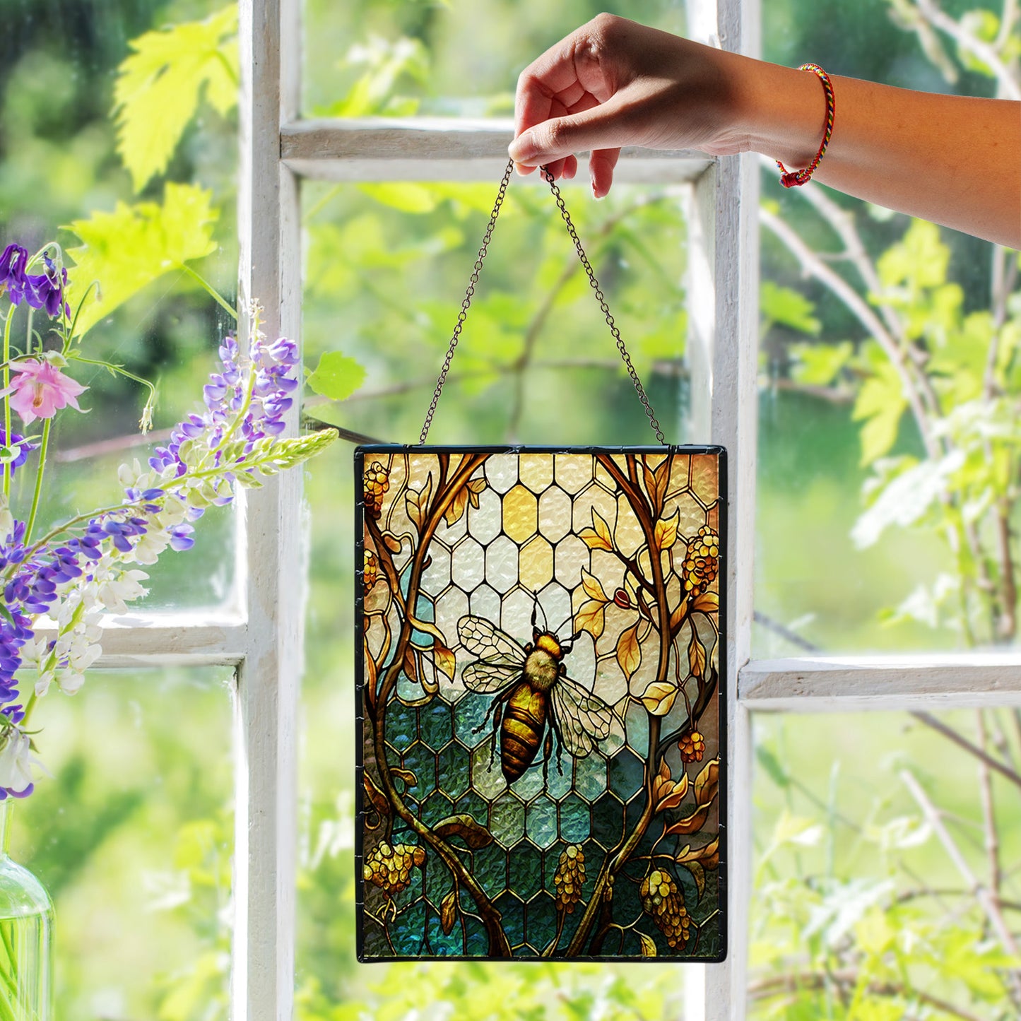 Beautiful Bee Ripple Acrylic Suncatcher