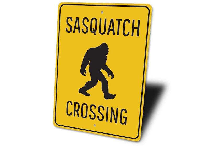 Sasquatch Sign, Sasquatch Crossings Metal Sign