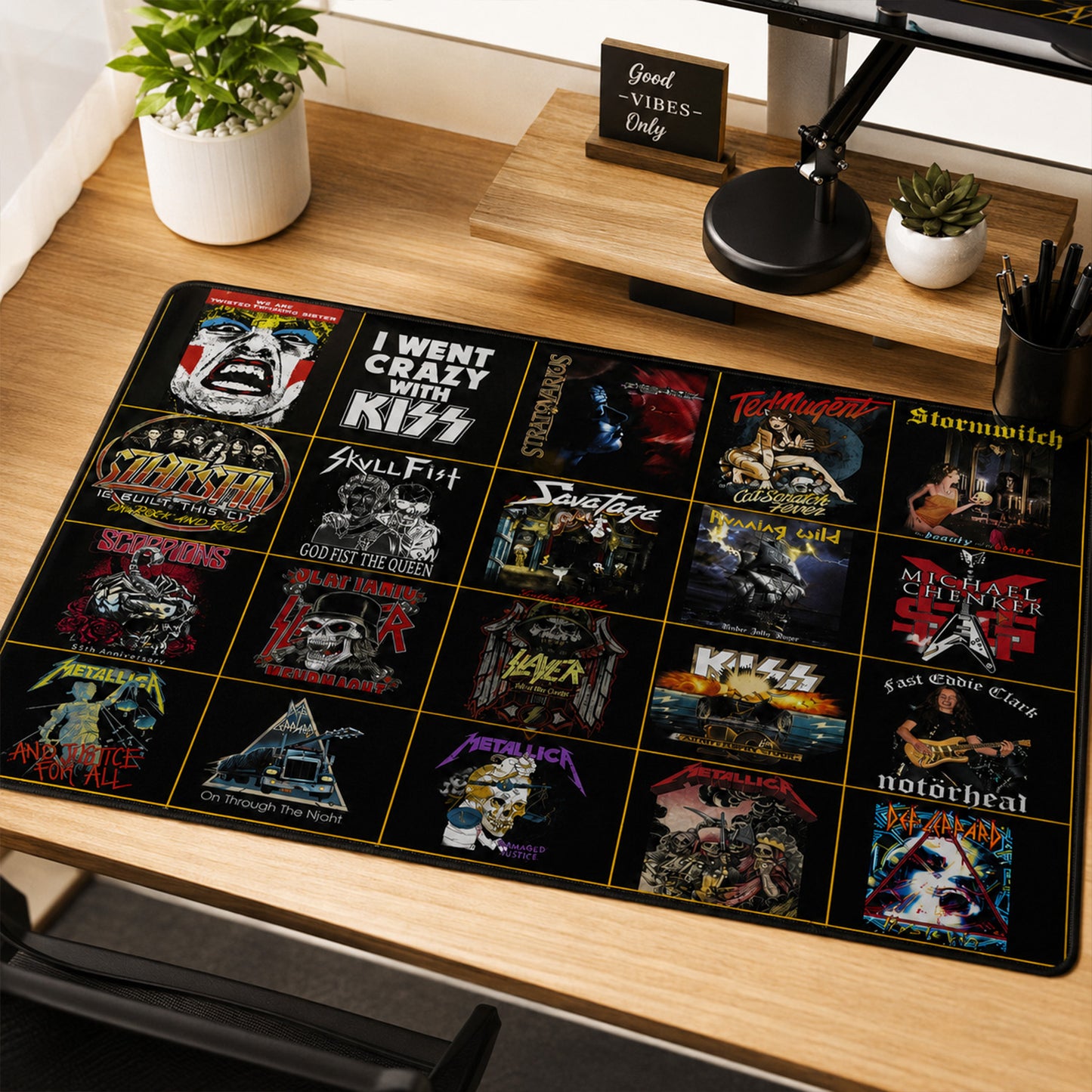 Rock Lovers – Classic Rock Legends Editions Desk Mat Version 3