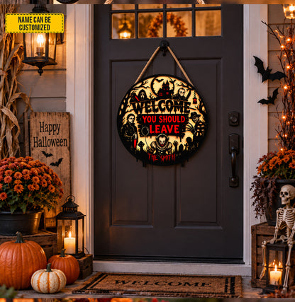 Personalized Horror Halloween Wood Sign – Custom Family Name Wall Decor