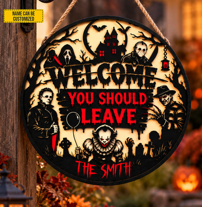 Personalized Horror Halloween Wood Sign – Custom Family Name Wall Decor