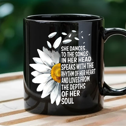 Hippie Daisy - She Dances To The Song Black Mug