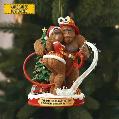 Bigfoot Couple Ornament – Personalized Funny Christmas Gift
