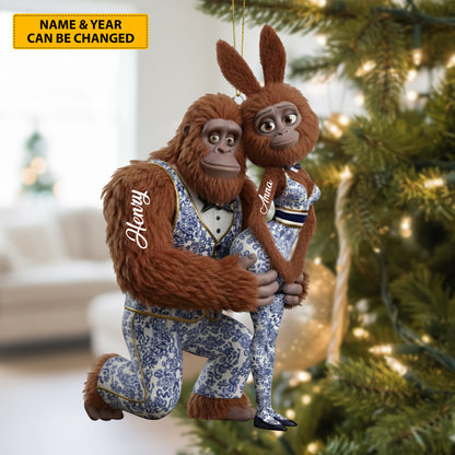 Toile in the Wild – Personalized Bigfoot & Bunny Ornament
