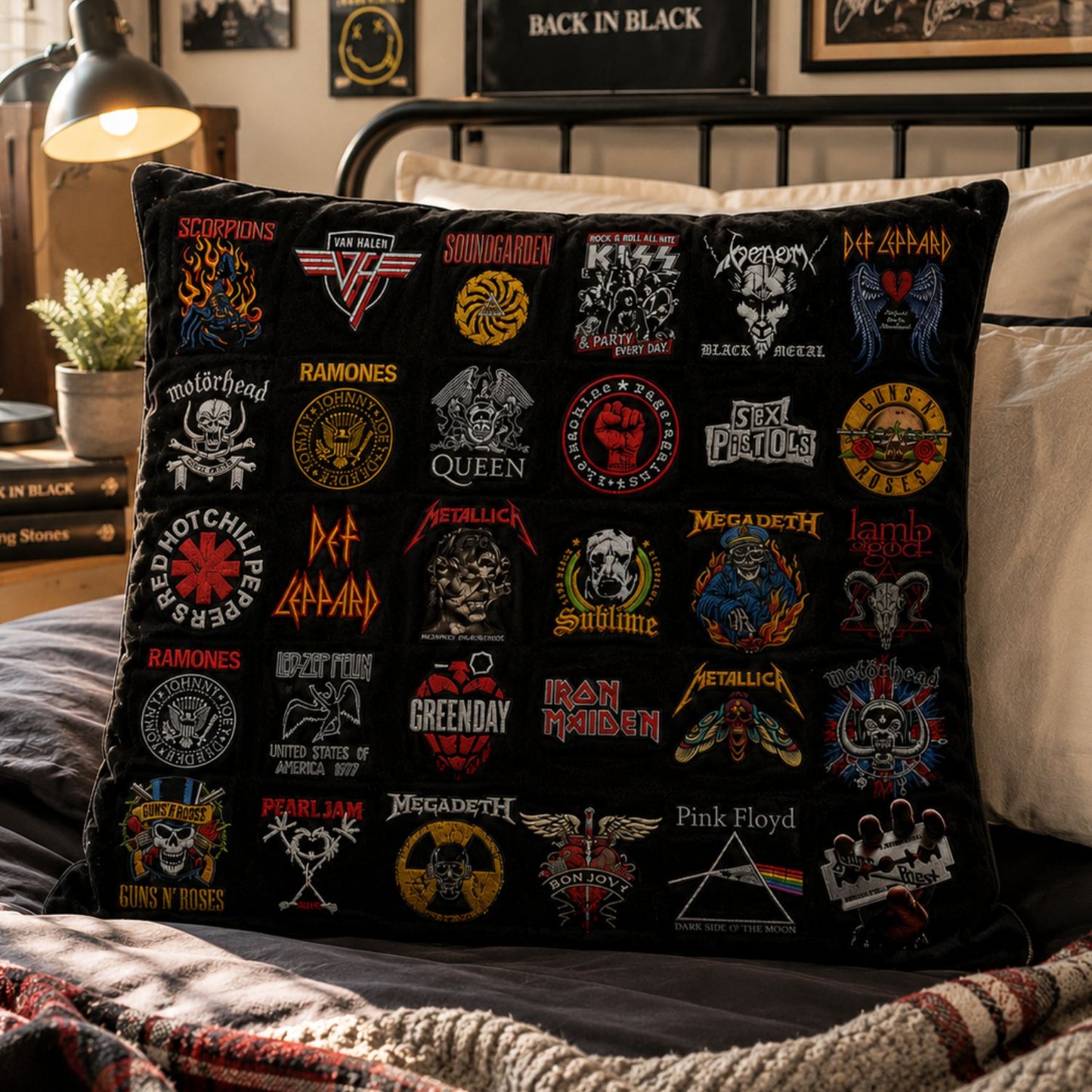Rock Lovers - Classic Legends Edition Pillow Version 2