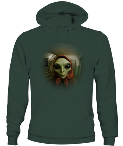 Babushka Alien – Funny Retro UFO Shirt