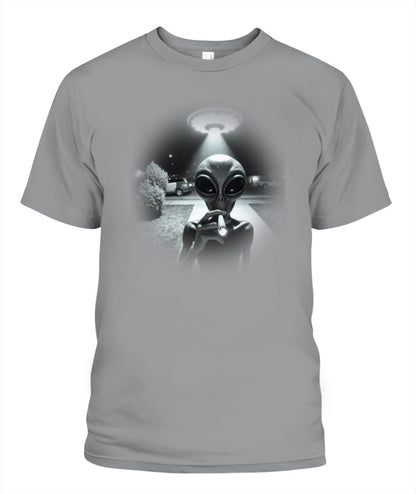 The Truth Is Smoked Out There – Funny Alien Tee