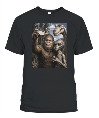 Legendary Creatures Selfie – Retro Outdoor Humor Tee