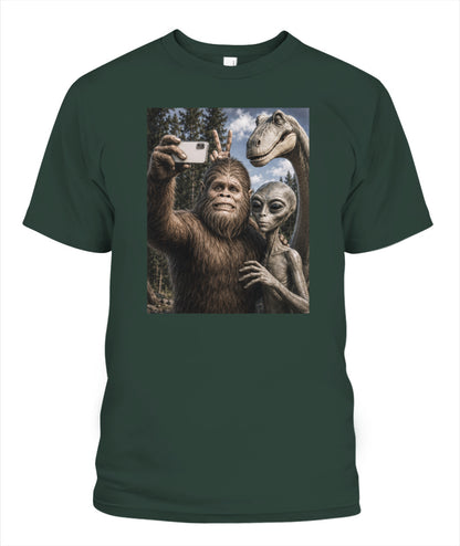 Legendary Creatures Selfie – Retro Outdoor Humor Tee