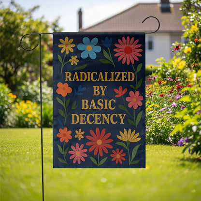 Floral Garden Flag: Progressive Outdoor Decor 2