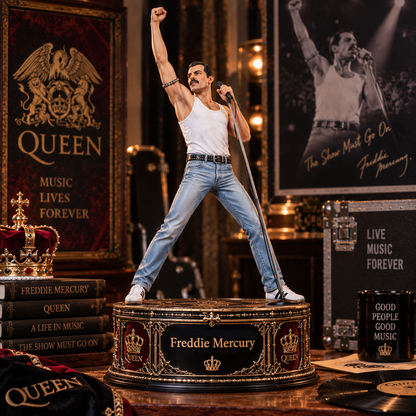 The Legendary Showman – Collectible Acrylic Plaque Table Decor