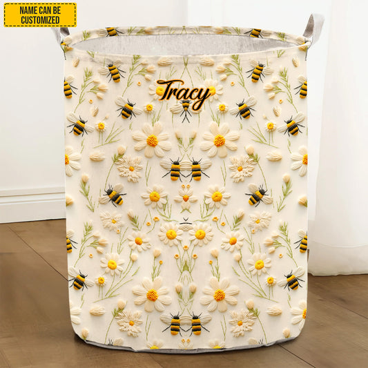 Bee & Daisy  – Personalized Bee Laundry Hamper