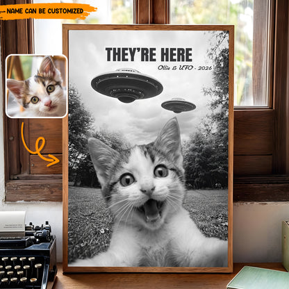 I Want To Believe – Personalized UFO Pet Selfie Photo Poster & Canvas
