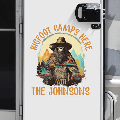 El Squatcho Bigfoot Camps Here - Personalized Family Name Decor Decal