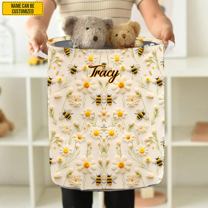 Bee & Daisy  – Personalized Bee Laundry Hamper