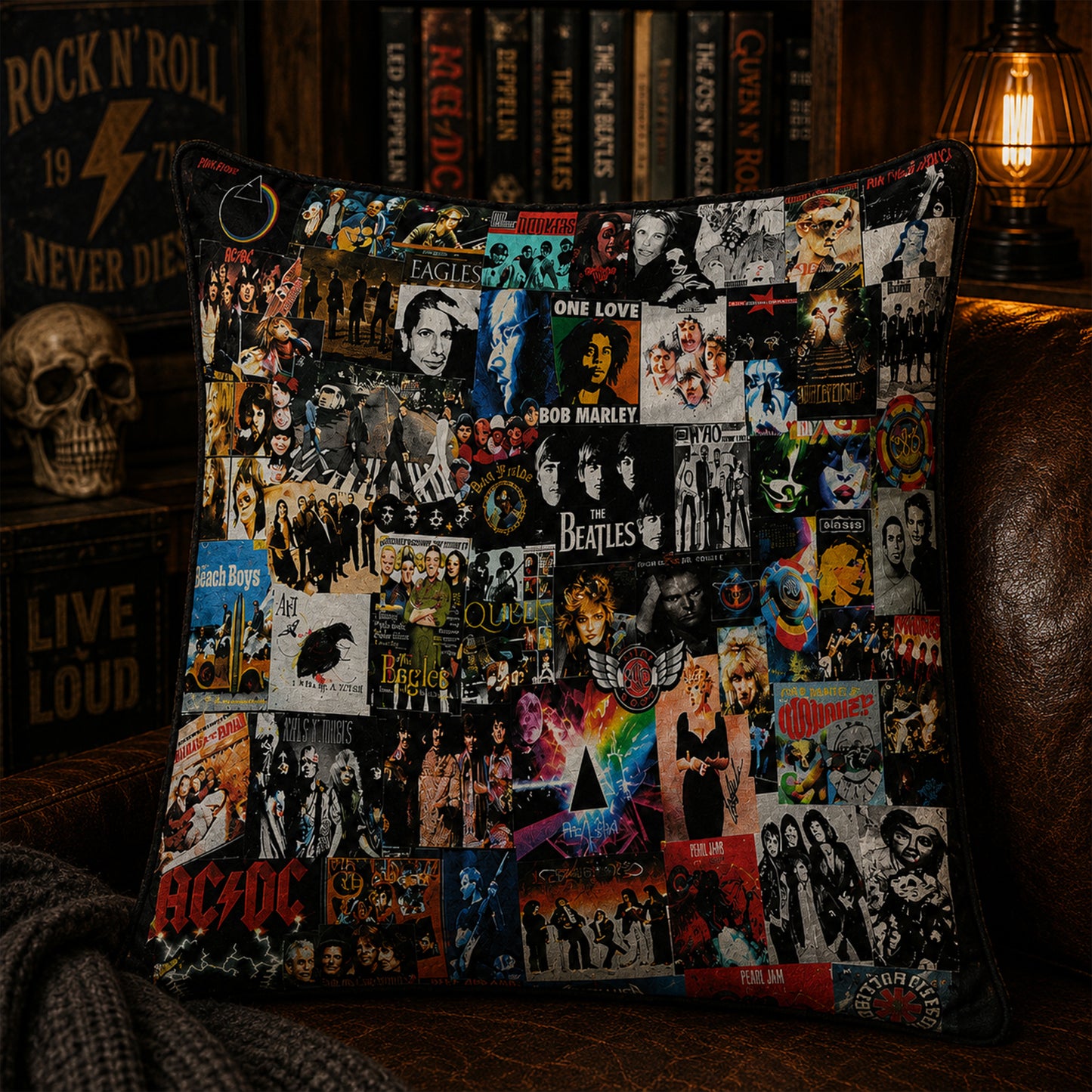 Rock Lovers - Classic Legends Edition Pillow Version 3