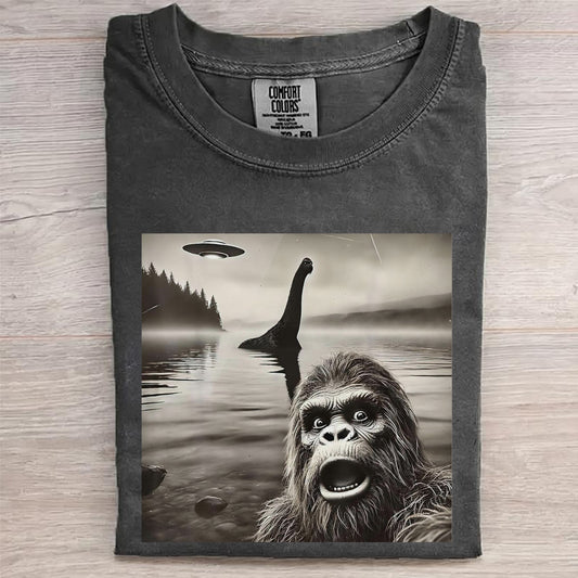 Loch Ness Witness – Bigfoot Selfie Shirt