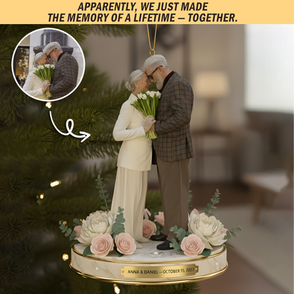 Couple Moments – Personalized Christmas Ornament