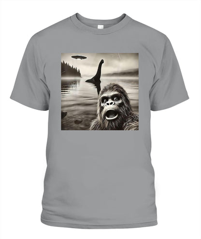 Loch Ness Witness – Bigfoot Selfie Shirt